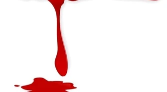 Potrzebna krew dla kobiety, która ucierpiała podczas zderzenia z uciekającym złodziejem auta