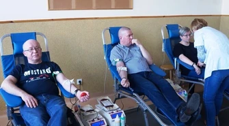 Zbierali krew dla Karola