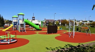 Nowy plac zabaw w Piorkowie