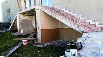 Gmina Wola Krzysztoporska: Remont schodów w Gomulinie