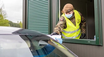 Terytorialsi będą badać na obecność koronawirusa w mobilnym punkcie Test&amp;Go.