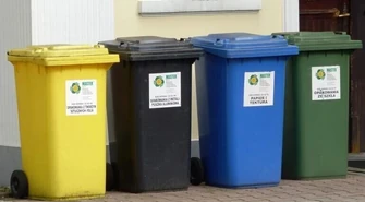 Trzech na czterech Polaków segreguje śmieci