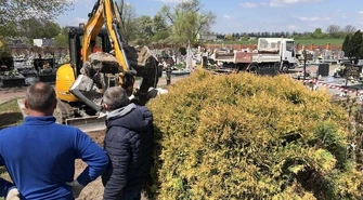 Trwa renowacja kwatery wojennej w Wolborzu