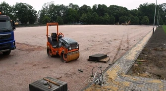 Boiska czekają na nawierzchnię