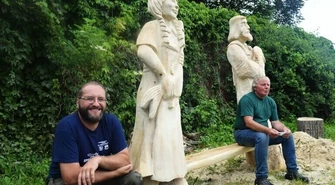 Sulejów: Można już podziwiać kolejne arcydzieła z topoli