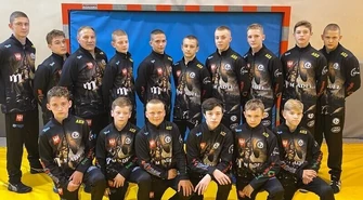 AKS trenuje na pełnych obrotach