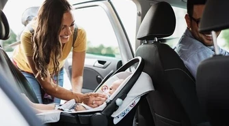 Kupujemy pierwszy fotelik samochodowy &#8211; 7 rzeczy, o których należy pamiętać