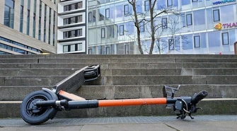 Zdenerwował się, więc porąbał hulajnogę