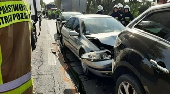 Na DK12 w Poniatowie zderzyły się 4 auta