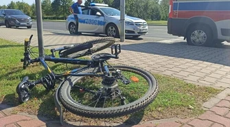 Potrącił nastoletniego rowerzystę i uciekł. Policja szuka sprawcy