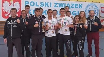 Dobry występ piotrkowskich kickboxerów na Mistrzostwach Polski
