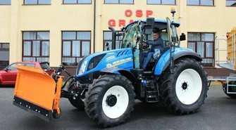 W gminie Grabica mają nowy sprzęt drogowy