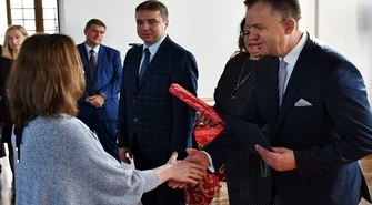 Nauczycielom nie przyznano nagród. Powodem koronawirus i oszczędności