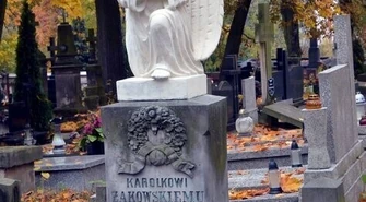 Kwesta na ratowanie piotrkowskich zabytków&#8230;   w internecie