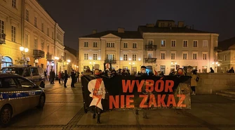 Mocna interwencja policji podczas protestu w Rynku Trybunalskim