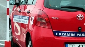 Podszywał się pod swojego brata, by zdobyć za niego prawo jazdy