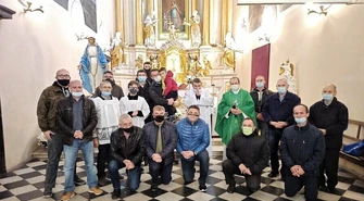 Męski różaniec tym razem on-line