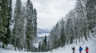 Zimowe szaleństwo na nartach