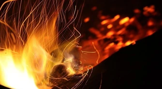 Pożar w bloku w Niechcicach