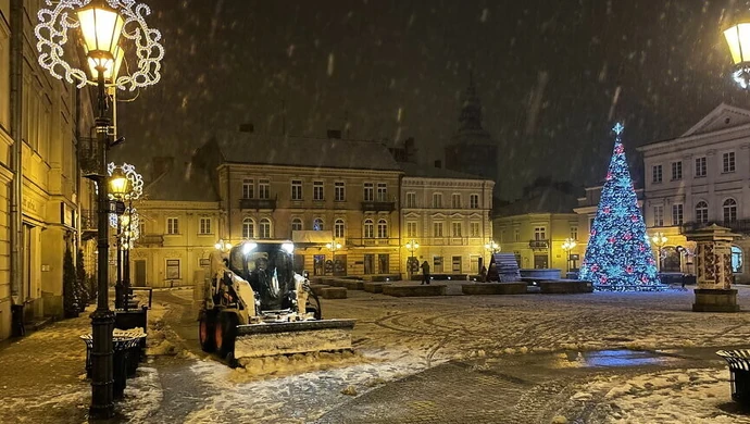 Piotrków pod śniegiem