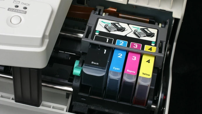Jak podejść do wymiany tuszu w drukarce?