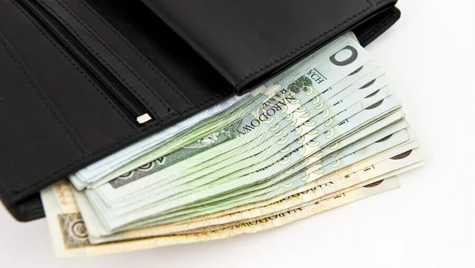 Badanie: w pandemii przybyło chętnych do oszczędzania na czarną godzinę