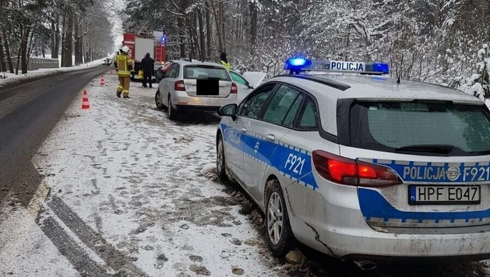 Niebezpiecznie na drogach. 2-letnie dziecko trafiło do szpitala
