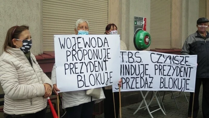 Mieszkańcy Sygietyńskiego dalej bez możliwości wykupu mieszkań