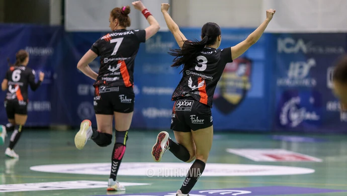 Superliga powraca do hali Relax