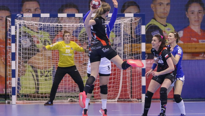 Piotrcovia po raz drugi lepsza od Ruchu (GALERIA)