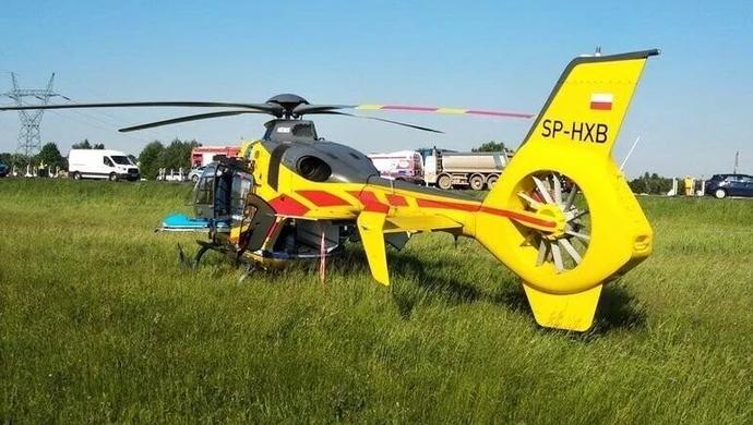 Prasa do makulatury zmiażdżyła pracownikowi dłoń