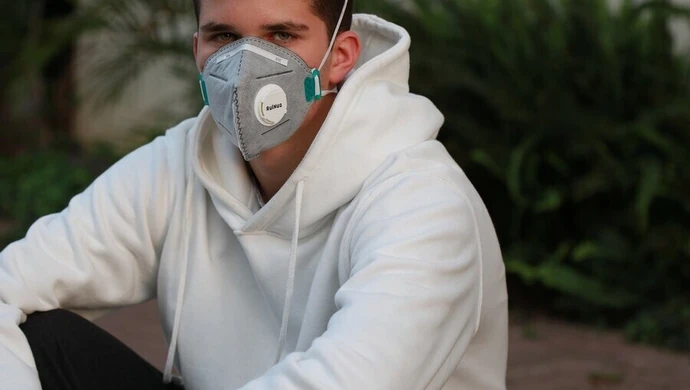 COVID-19: Na ziemi piotrkowskiej ponad 1/3 testów dała wynik dodatni