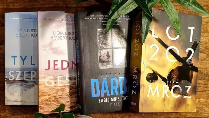 Książka na weekend &#8211; Remigiusz Mróz i trzymający w napięciu &#8222;Lot 202&#8221;