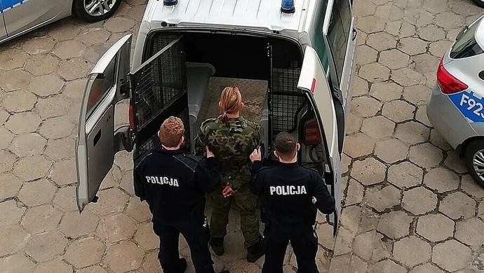 Z bagnetem zaatakował dwóch braci