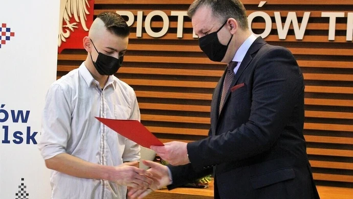 Bohaterski czyn 17-latka doceniony