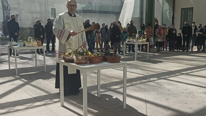 Wielka Sobota. Tradycja silniejsza niż lęk
