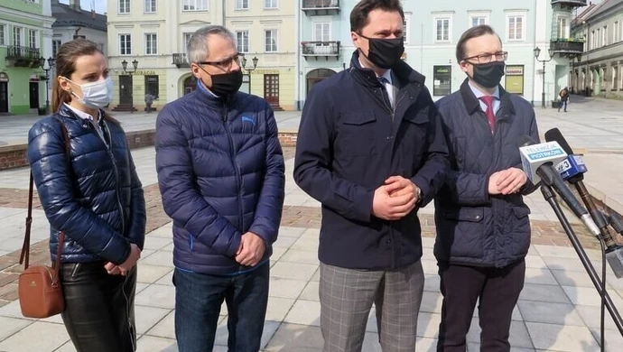 Porozumienie zachęca do współtworzenia programu partii