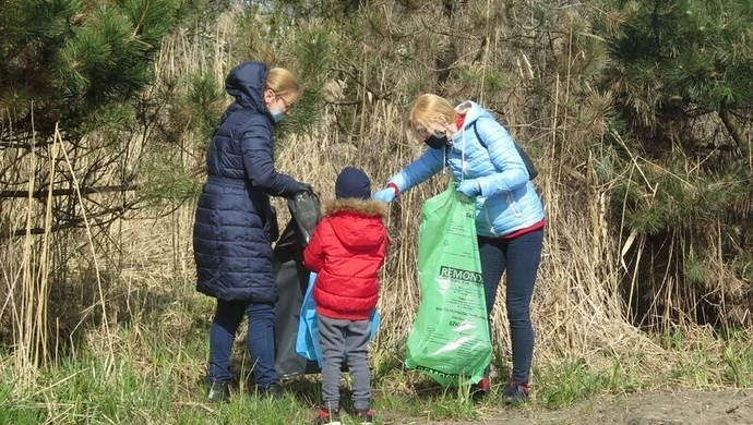 Posprzątali okolice Bugaju
