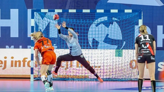 Piotrcovia uległa Zagłębiu