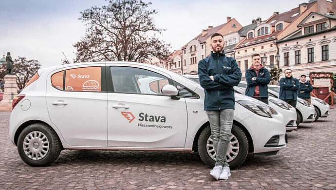 Własna firma w Piotrkowie Trybunalskim. Zobacz, jak zacząć zarabiać na dowozach z McDonald&#8217;s