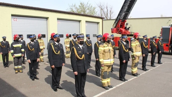 Awanse i nagrody na Dzień Strażaka
