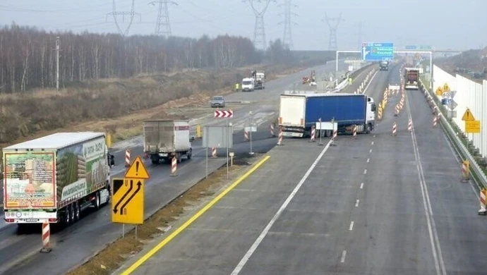 Naprawa nawierzchni i utrudnienia na A1