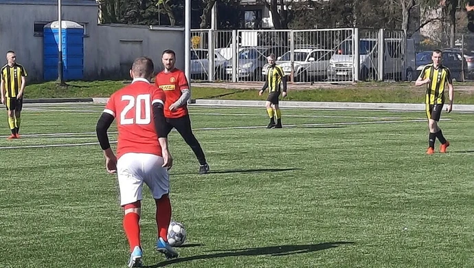 Grad goli w lidze piłkarzy-amatorów