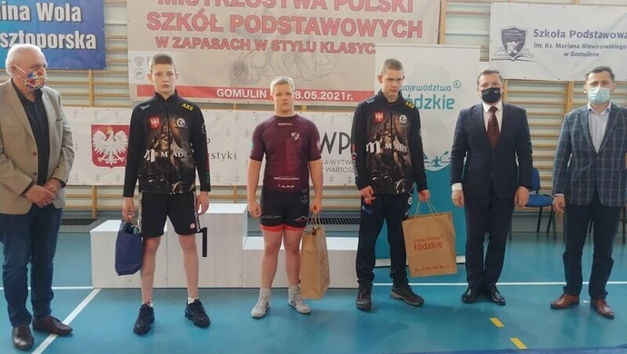 Medale młodzików AKS w Gomulinie