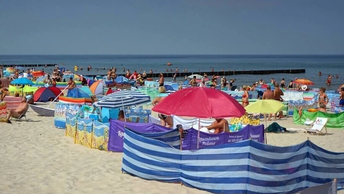 Aż 75 proc. Polaków zamierza spędzić urlop w kraju