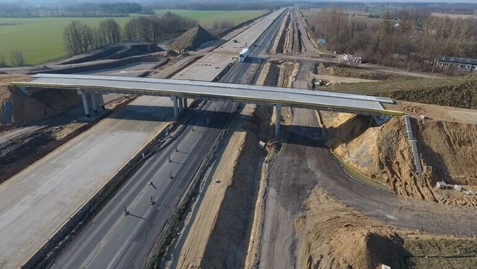 Prace przy wiaduktach nad A1. Będą utrudnienia