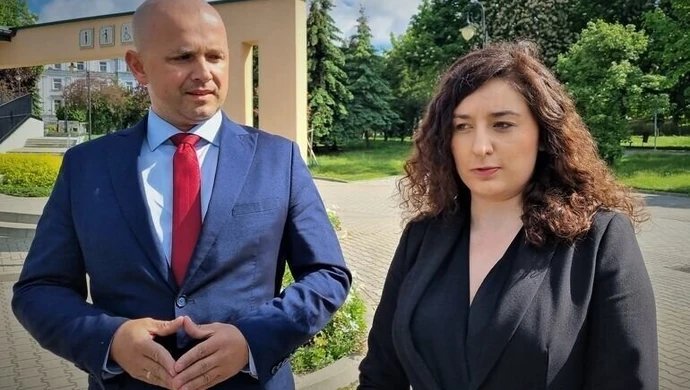 Punkty szczepień powszechnych bez szczepionek. Będzie za to punkt mobilny