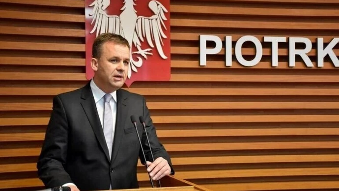 Prezydent Piotrkowa z wotum zaufania i absolutorium