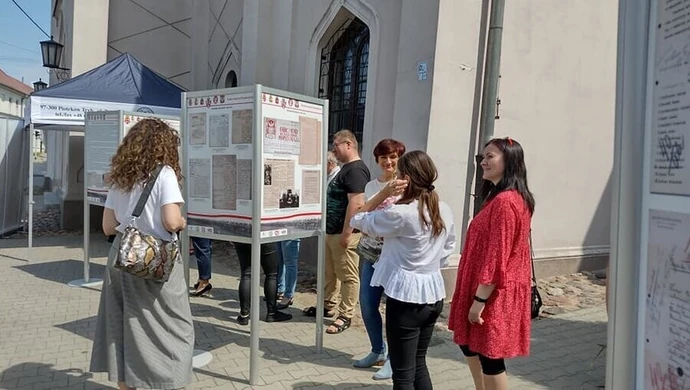 Archiwiści edukowali i opowiadali o swojej pracy