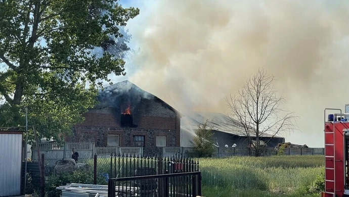 Pożar stodoły. Przyczyną fotowoltaika?